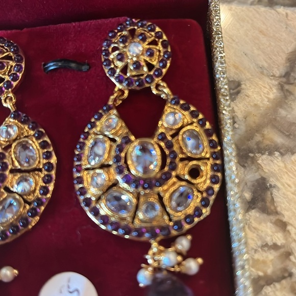 Gold and Silver Earrings made in India - Picture 3 of 3